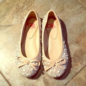 GB Little Girls Champagne flats.